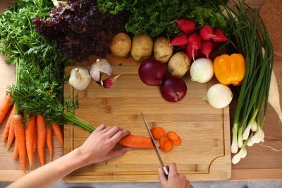 Bamboo Cutting Board with Juice Groove